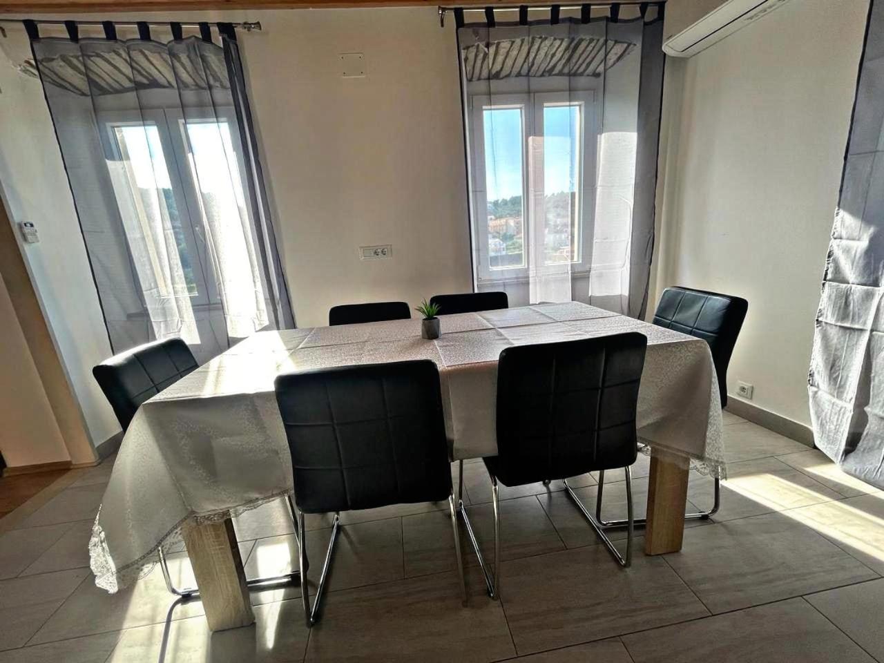 Amani Modern Apartment Λομπάρδα Εξωτερικό φωτογραφία