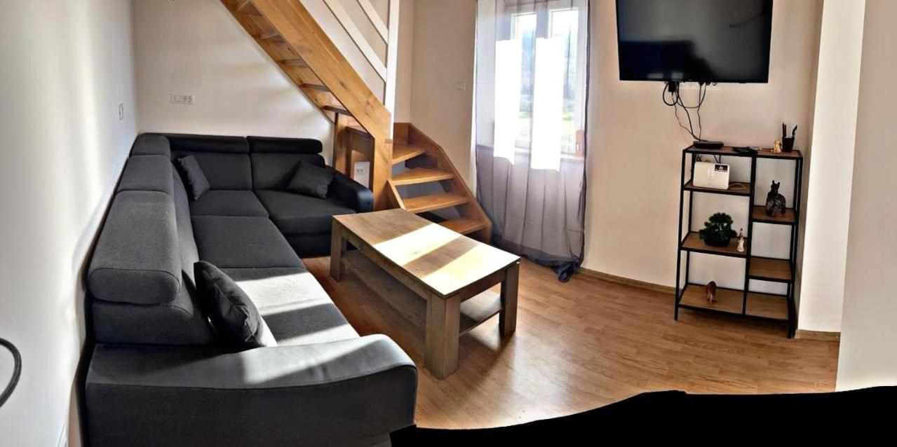 Amani Modern Apartment Λομπάρδα Εξωτερικό φωτογραφία